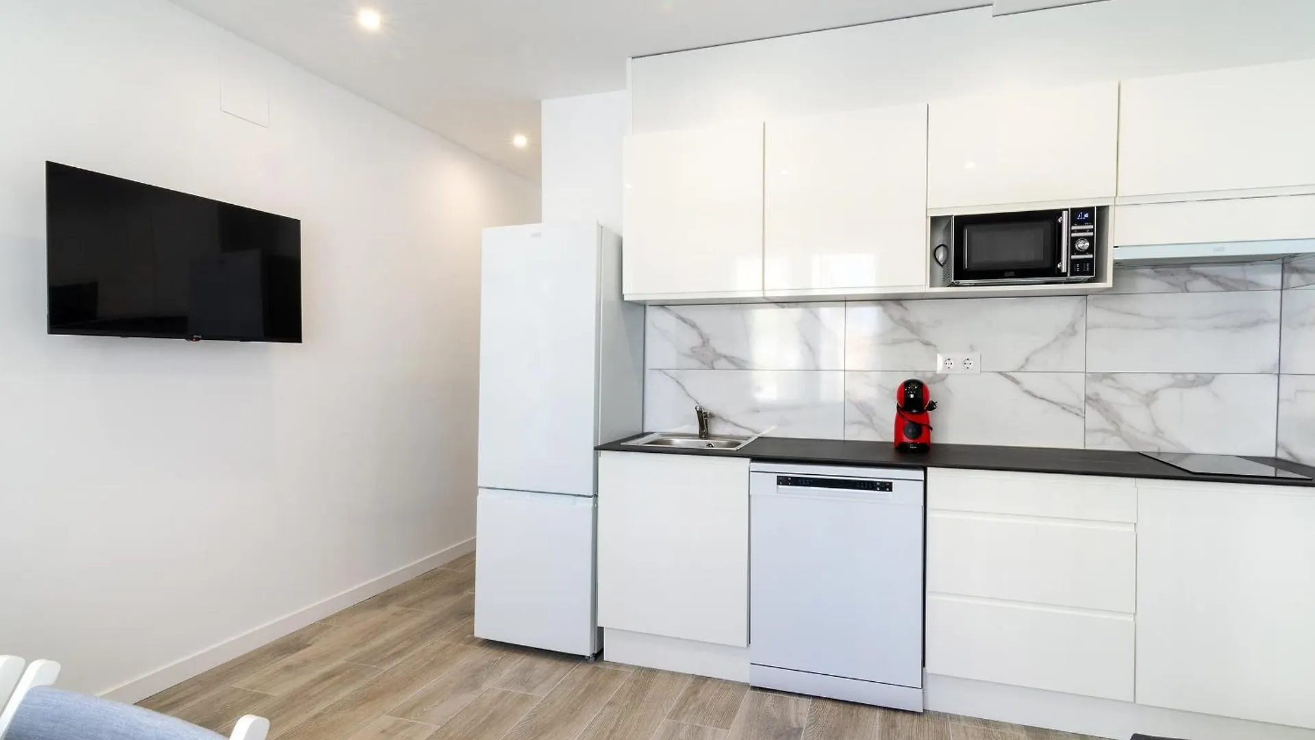 Διαμέρισμα Salatan Apartments, Plaza Paris Λορέτ Ντε Μαρ